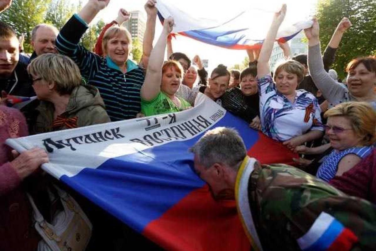 Жительница Луганска: по оккупированным территориям расползается эпидемия ненависти Жительница Луганска: по оккупированным территориям расползается эпидемия ненависти