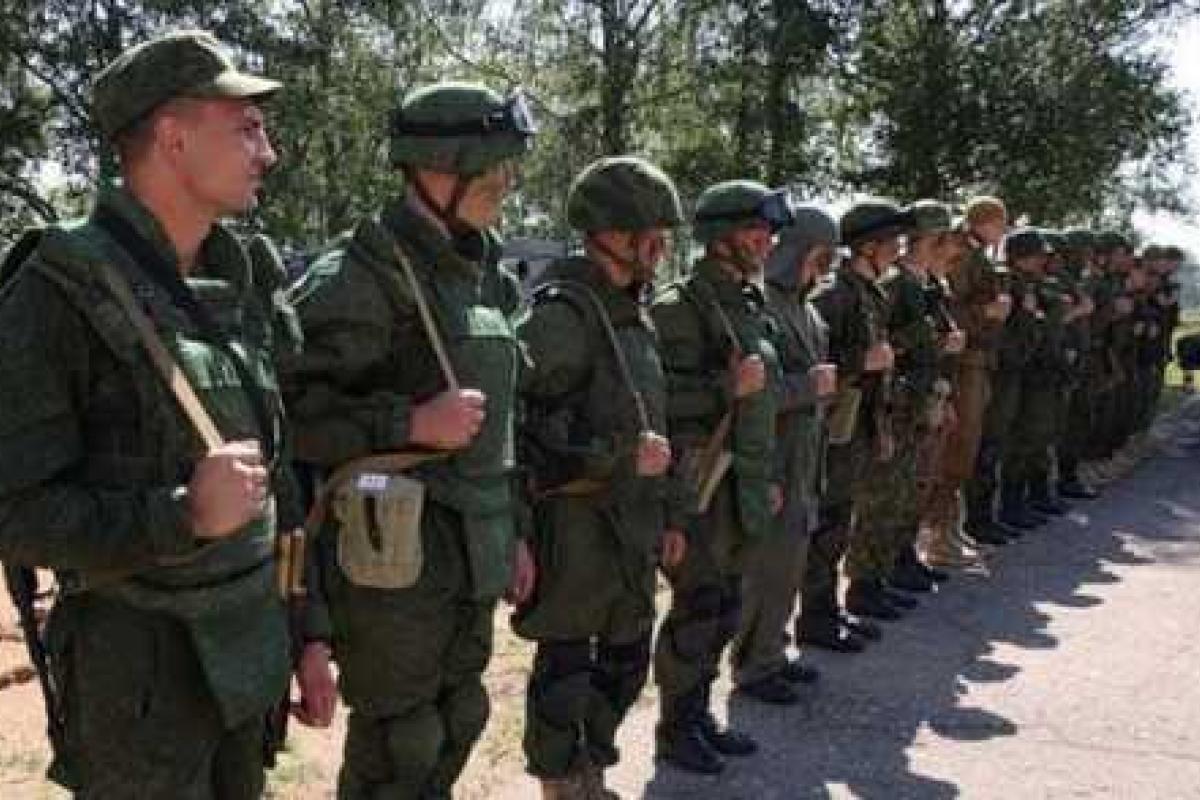 Боевики "ДНР" объявили набор: требуются молодые, здоровые, непьющие и с хорошими оценками Боевики "ДНР" объявили набор: требуются молодые, здоровые, непьющие и с хорошими оценками