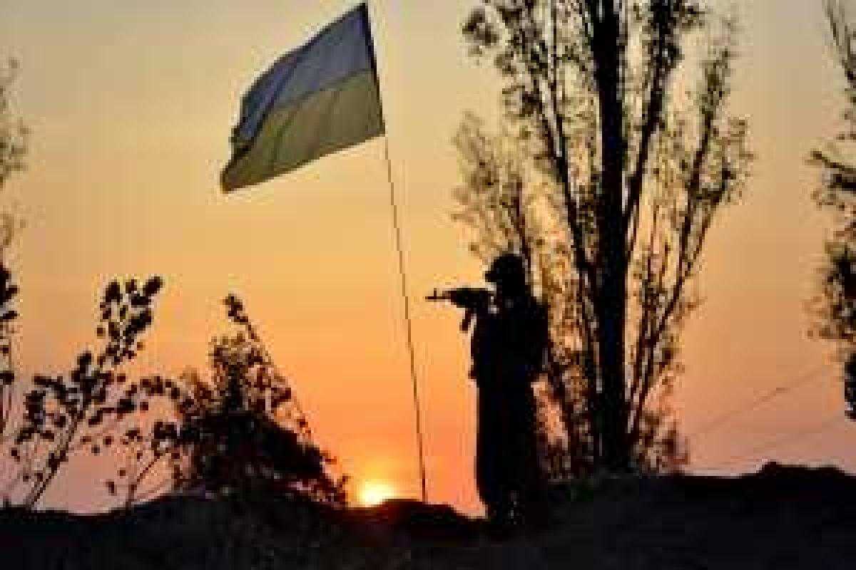 В Зайцево было "жарко": боевики били по позициям ВСУ из супертяжелой ствольной артиллерии В Зайцево было "жарко": боевики били по позициям ВСУ из супертяжелой ствольной артиллерии