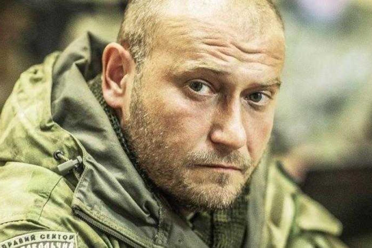 Ярош оригинально поздравил десантников с Днем ВДВ