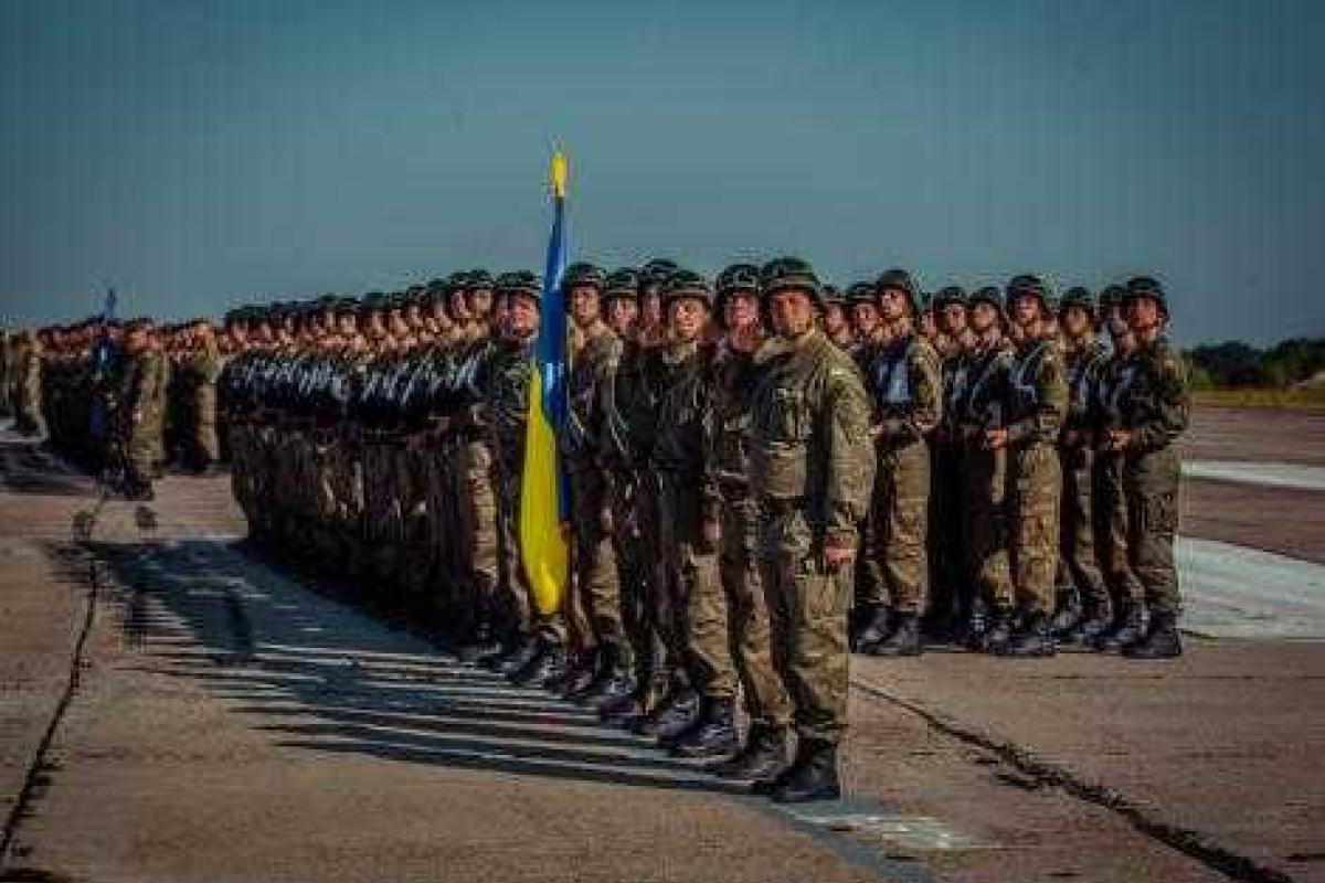 В сети опубликовано свежее видео репетиции парада ко Дню независимости Украины В сети опубликовано свежее видео репетиции парада ко Дню независимости Украины