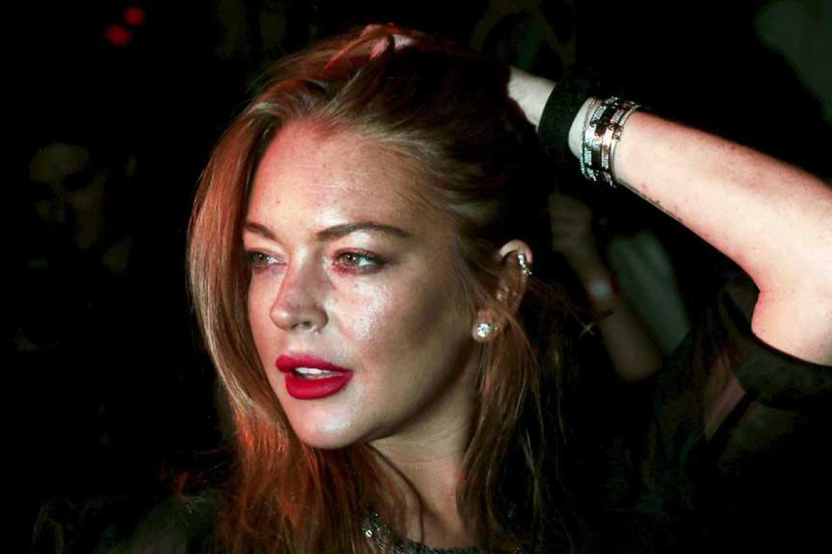 В Сети появились снимки, подтверждающие беременность актрисы Линдси Лохан В Сети появились снимки, подтверждающие беременность актрисы Линдси Лохан