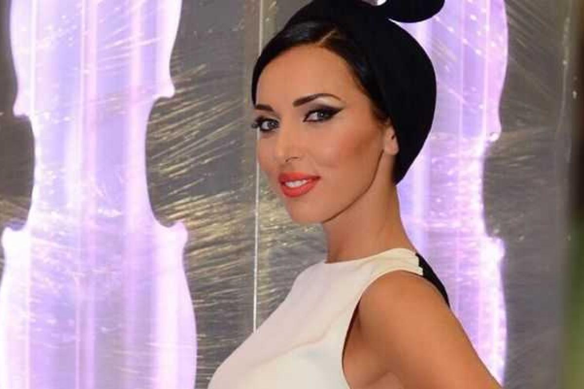 Певица Алсу будет рожать третьего ребенка в израильской клинике