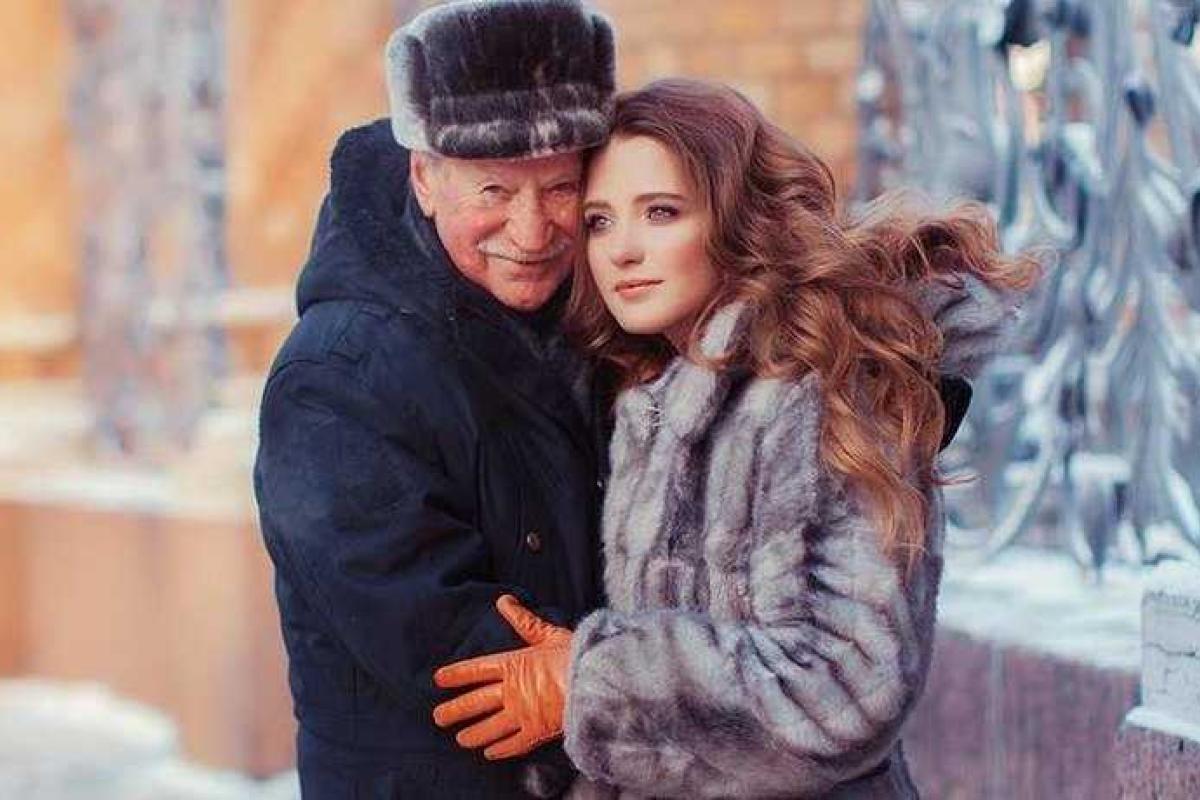 Юная жена Ивана Краско до сих пор не познакомила с мужем свою маму Юная жена Ивана Краско до сих пор не познакомила с мужем свою маму