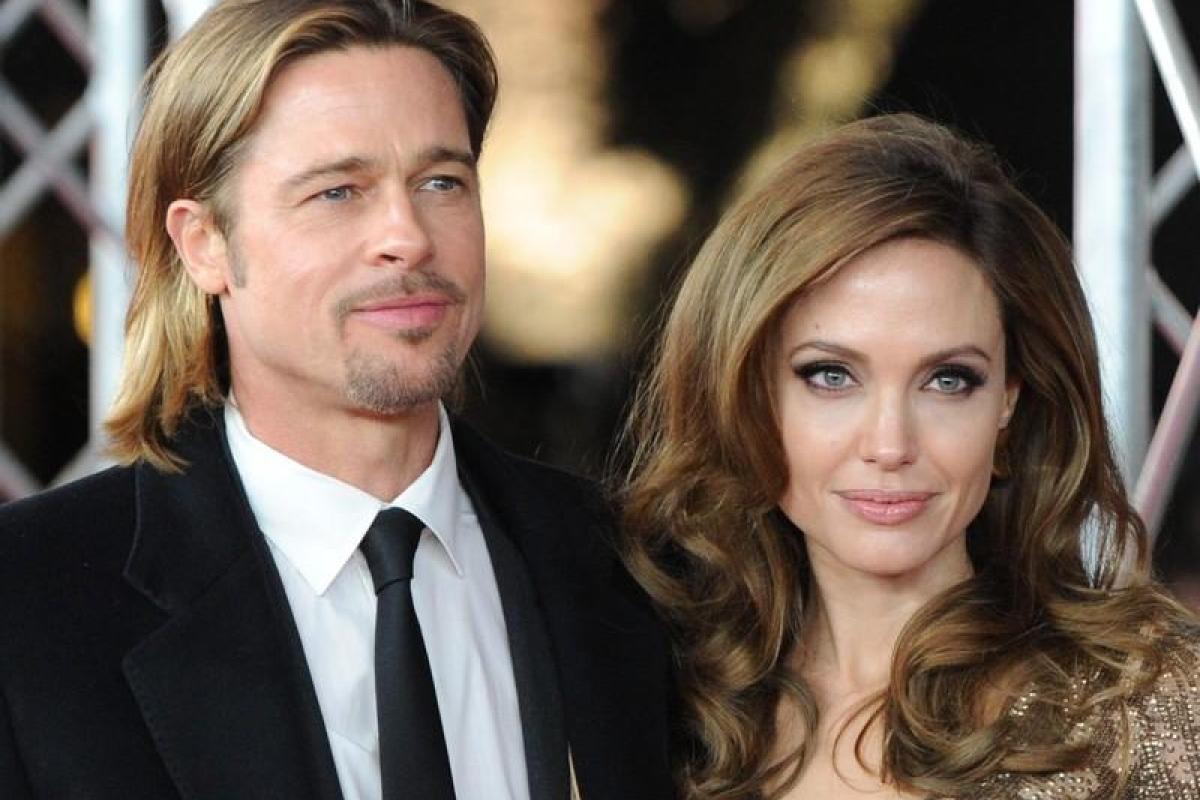 Звездная пара Джоли и Питт начали бракоразводный процесс