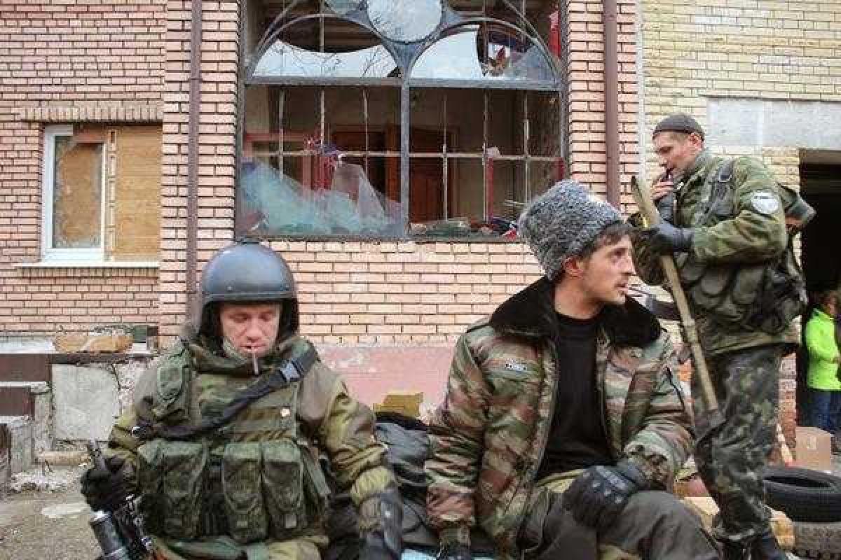 Экс-боец полка "Днепр-1": Всех этих Стрелковых, Безлеров, Гиви и Моторол будут отстреливать, как бешеных собак Экс-боец полка "Днепр-1": Всех этих Стрелковых, Безлеров, Гиви и Моторол будут отстреливать, как бешеных собак