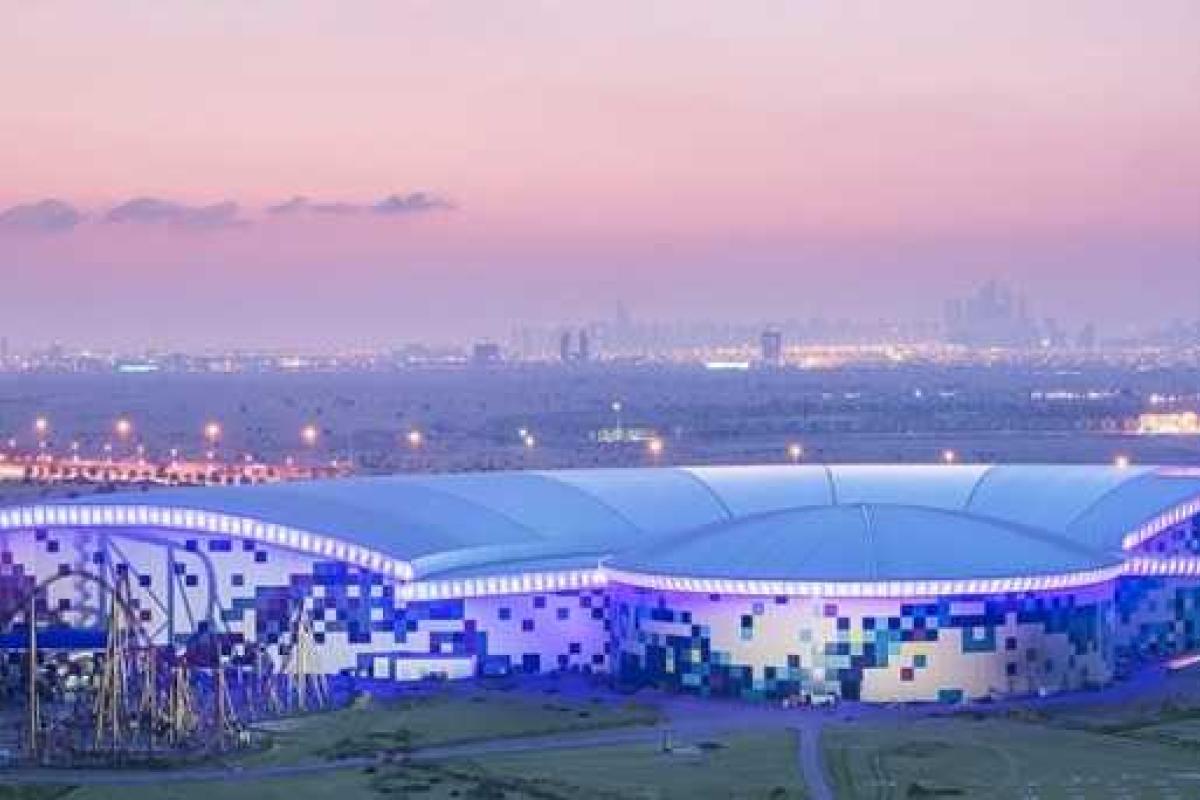 В Дубае открылся самый крупный в мире парк развлечений В Дубае открылся самый крупный в мире парк развлечений