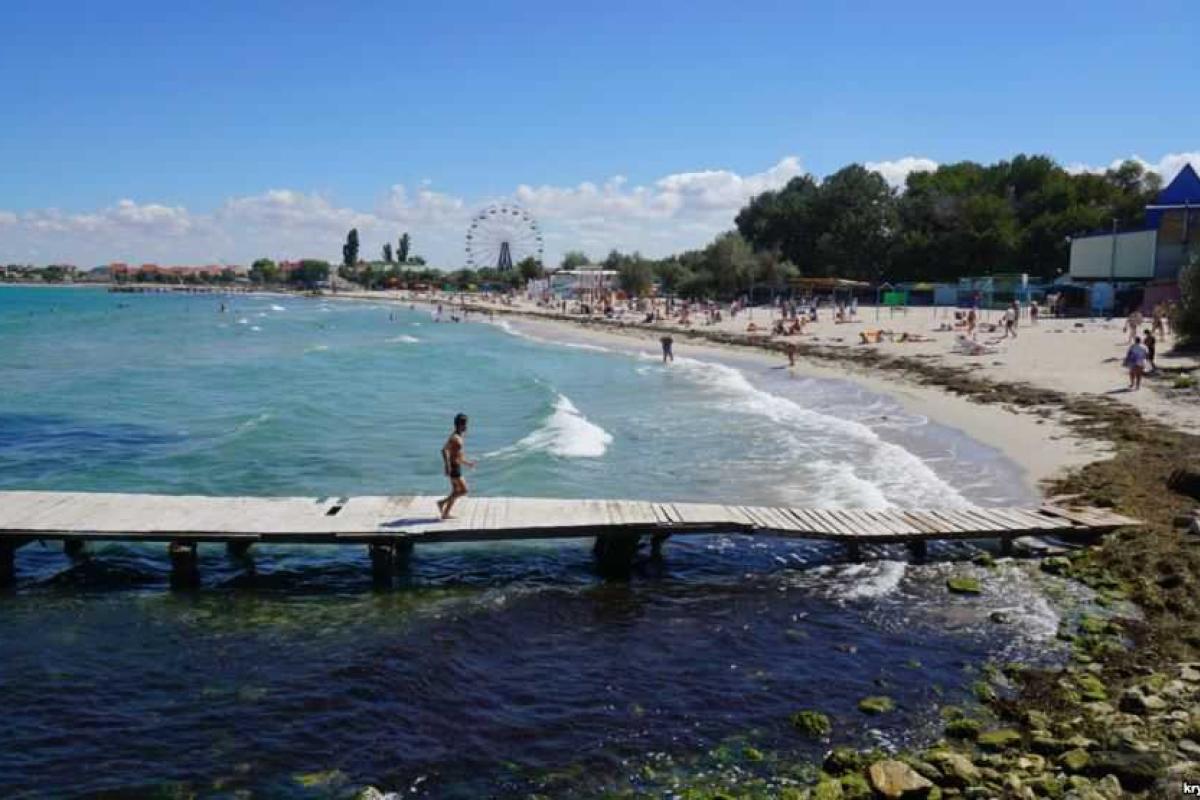 Бархатный сезон в Крыму: ласковое солнце, теплое море и пустые пляжи Бархатный сезон в Крыму: ласковое солнце, теплое море и пустые пляжи