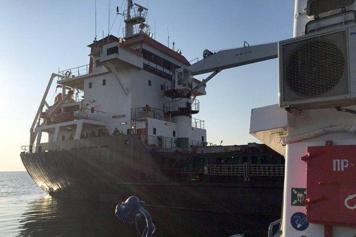 Бойцам спецподразделения "Альфа" пришлось штурмовать турецкое судно, подающее сигналы SOS