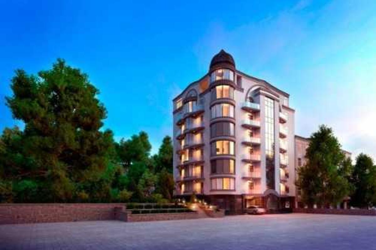 Нардепы выбирают подарки для Сергея Лещенко на новоселье