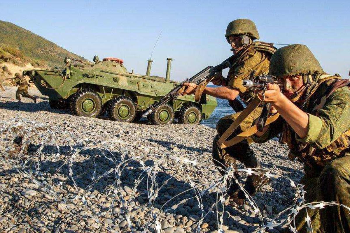 В России началась активная фаза стратегического командно-штабного учения ВС РФ "Кавказ-2016" В России началась активная фаза стратегического командно-штабного учения ВС РФ "Кавказ-2016"