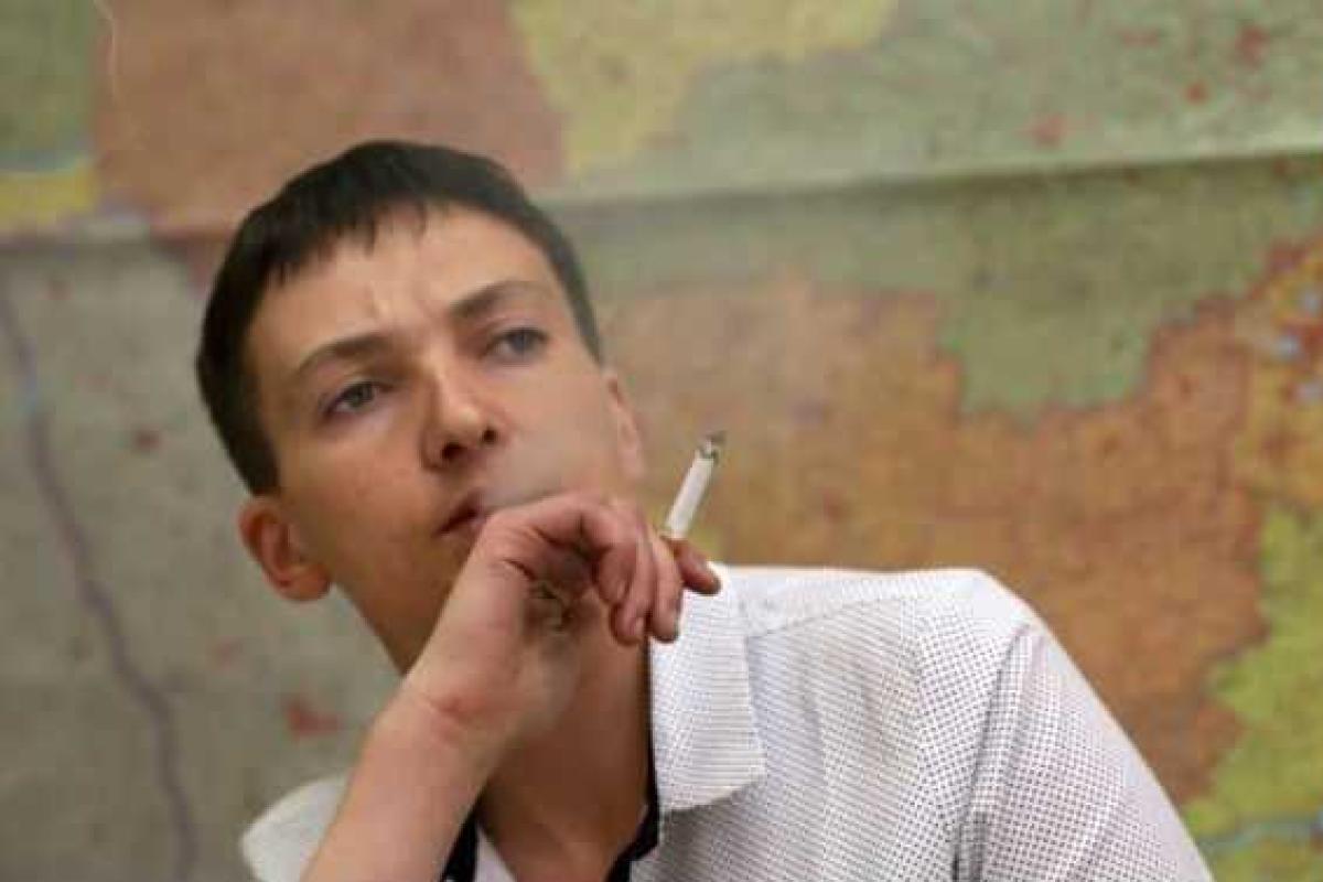 Новый женственный образ Надежды Савченко вызвал ажиотаж в соцсетях