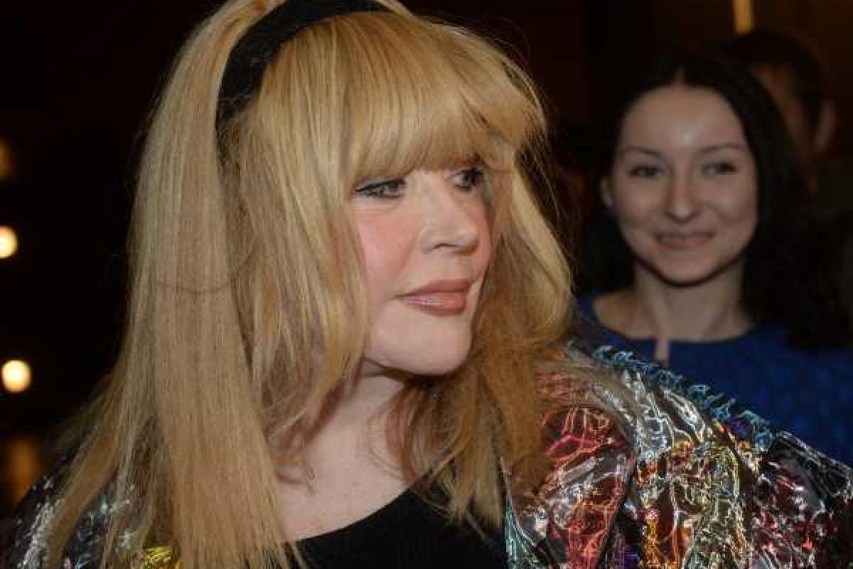 Алла Пугачева, похудев и поменяв имидж, изменилась до неузнаваемости Алла Пугачева, похудев и поменяв имидж, изменилась до неузнаваемости