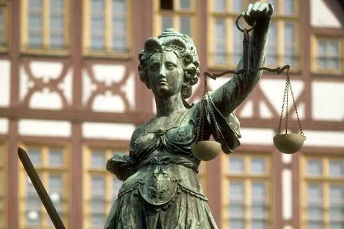 В Украине дан старт судебной реформе В Украине дан старт судебной реформе