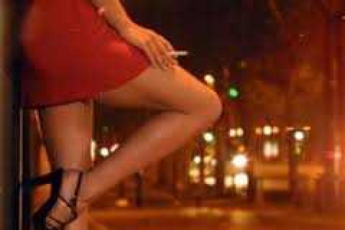 В Горловке силовики "ДНР" открыли уголовное дело о пропаже кроватей из борделя, "отжатых" российскими казаками