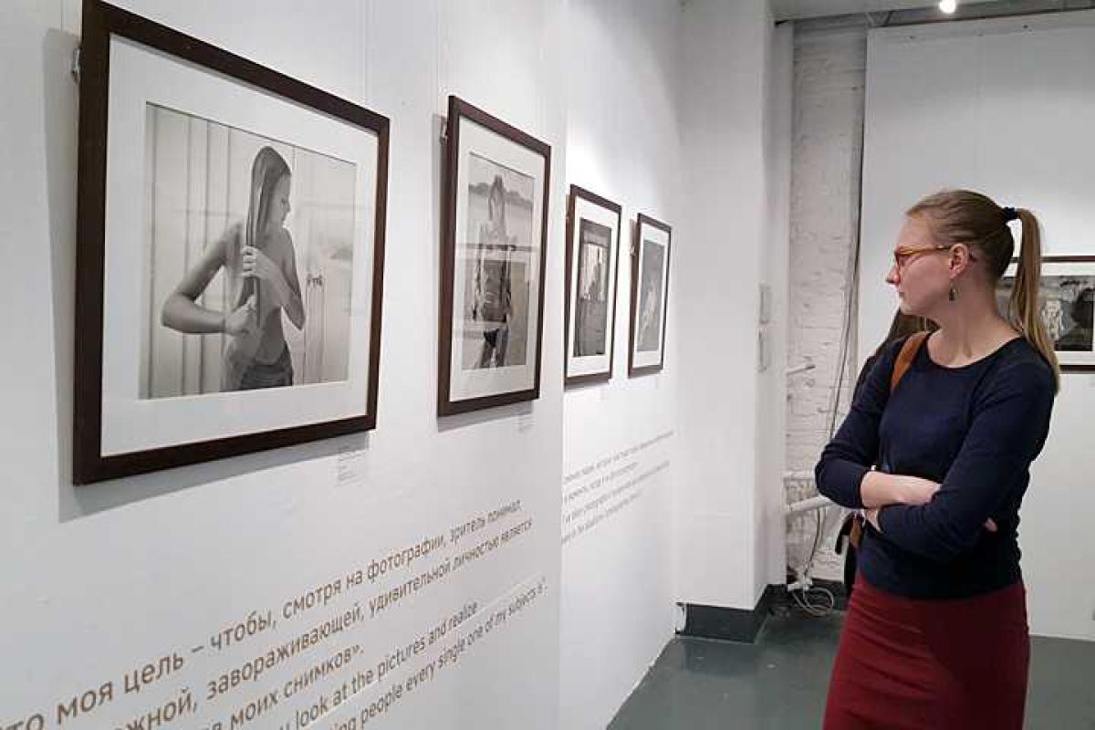 В России разгорается скандал вокруг выставки с фотографиями обнаженных детей