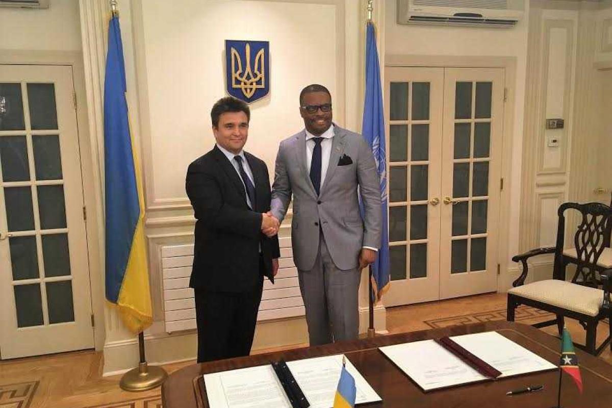 Между Украиной и Сент-Китс и Невис заключено Соглашение о взаимной отмене визовых требований