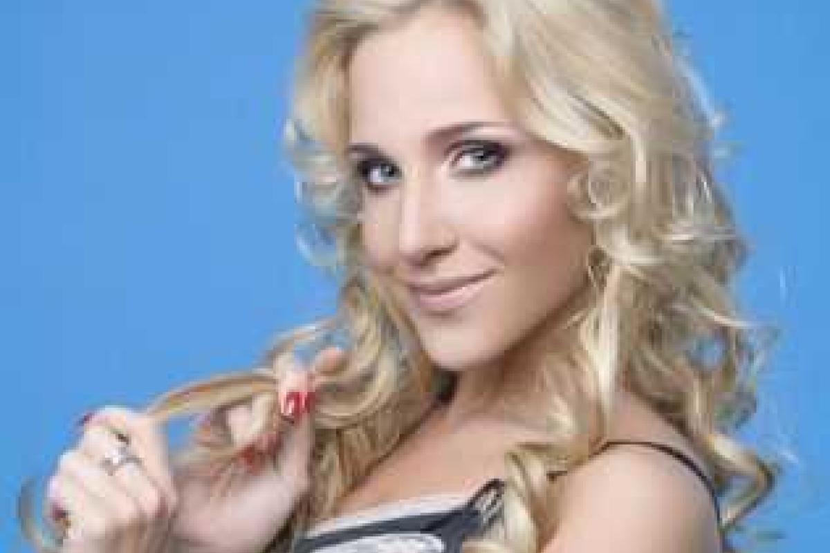 Певица Юлия Ковальчук пришла в ужас от комментариев своих поклонников