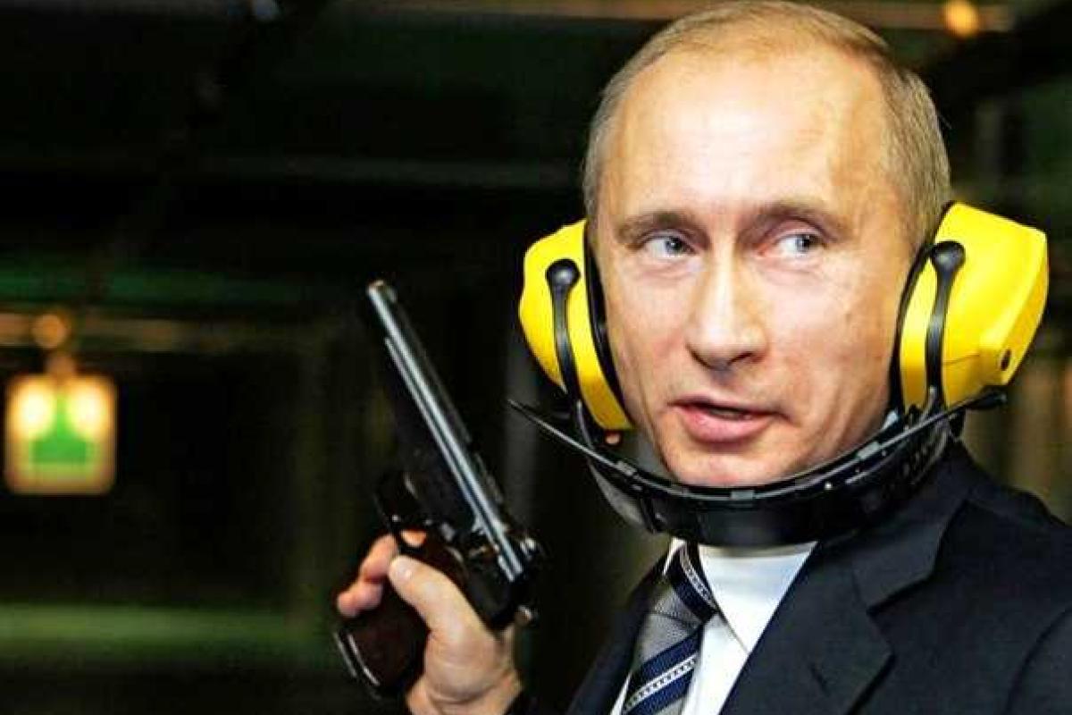 Боровой: Путину ничего не поможет. Всем понятно - он обычный бандит Боровой: Путину ничего не поможет. Всем понятно - он обычный бандит