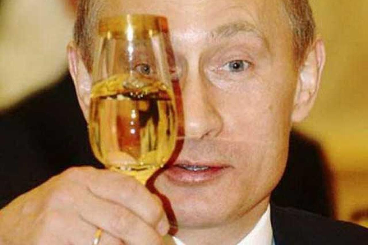 Что желают Путину в день его рождения в соцсетях: "ЧтобТыСдохВВП" Что желают Путину в день его рождения в соцсетях: "ЧтобТыСдохВВП"