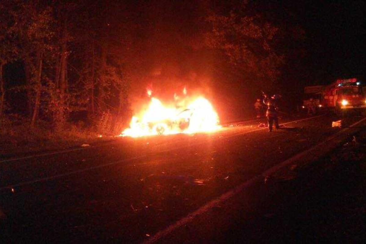 Под Львовом произошло масштабное ДТП: столкнулись 4 авто, погибла женщина-водитель