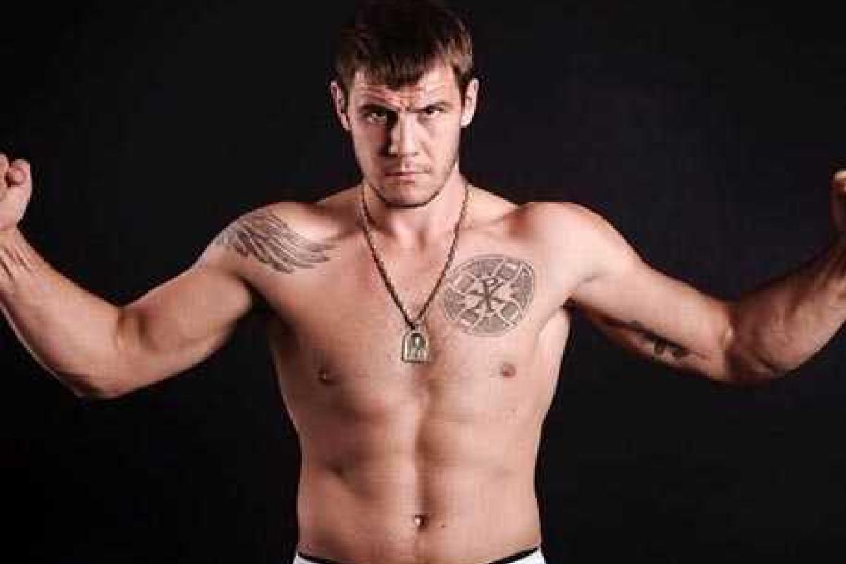 Украинский боец UFC бросил вызов чеченцу, оскорбившему титулованого спортсмена Емельяненко Украинский боец UFC бросил вызов чеченцу, оскорбившему титулованого спортсмена Емельяненко