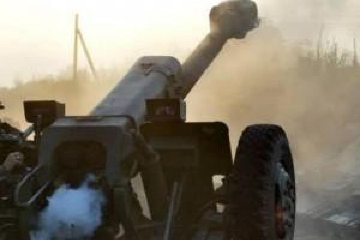 Во время артиллерийских учений боевики случайно угодили в жилые дома в селе Иллирия