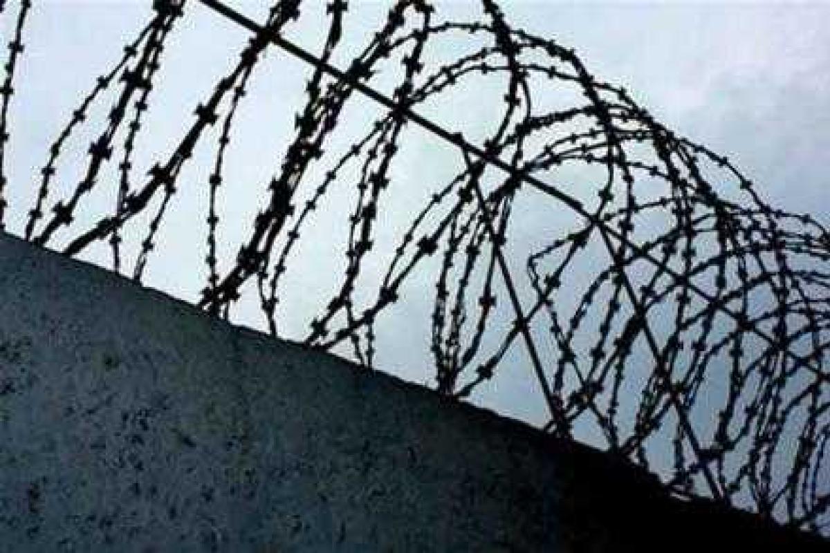 В тюрьмах оккупированного Донбасса российский спецназ отрабатывает приемы на заключенных В тюрьмах оккупированного Донбасса российский спецназ отрабатывает приемы на заключенных