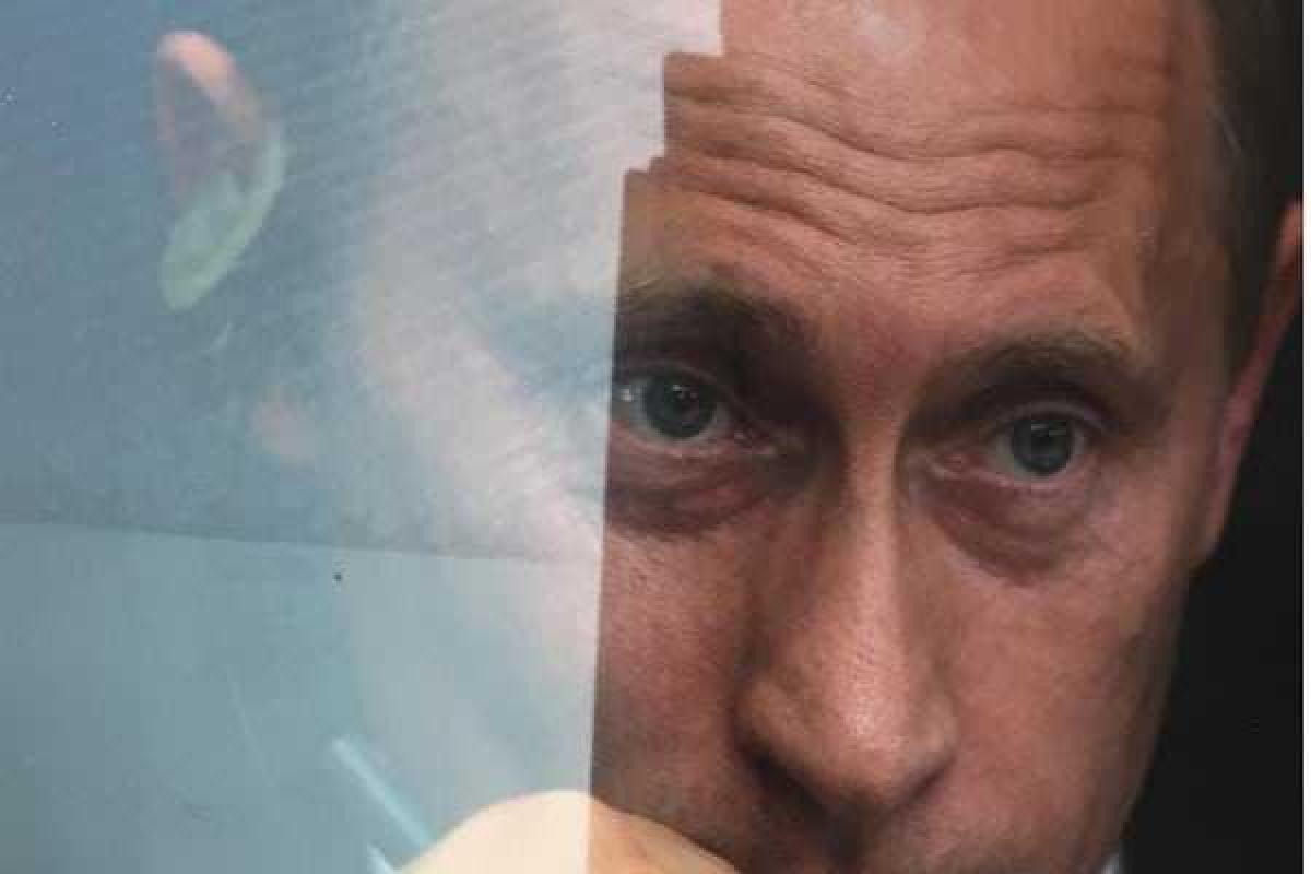 Интернет хохочет над ультиматумом Путина: Больной объявил себя императором мира Интернет хохочет над ультиматумом Путина: Больной объявил себя императором мира