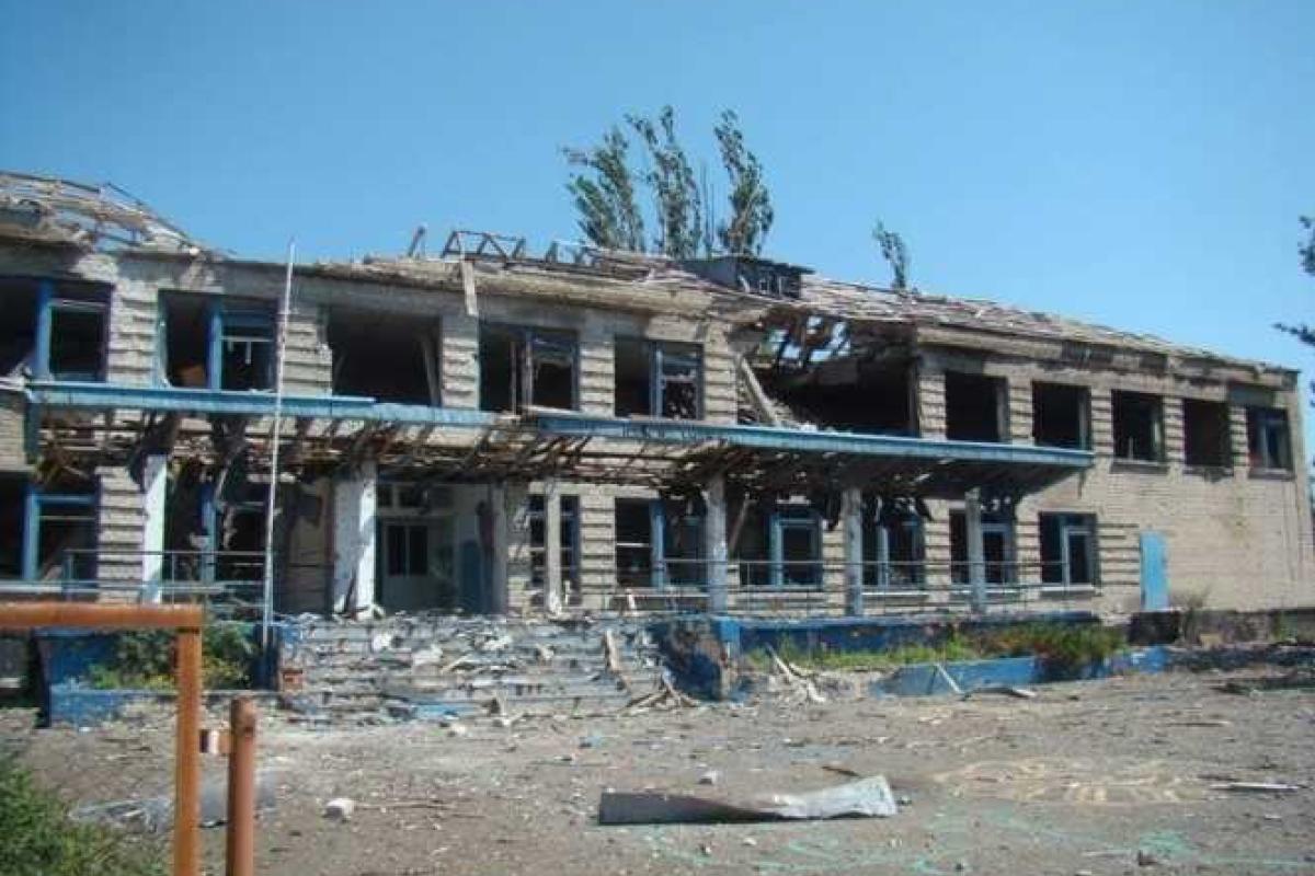 Журналисты показали, как сейчас выглядит Широкино: поселок превратился в руины Журналисты показали, как сейчас выглядит Широкино: поселок превратился в руины
