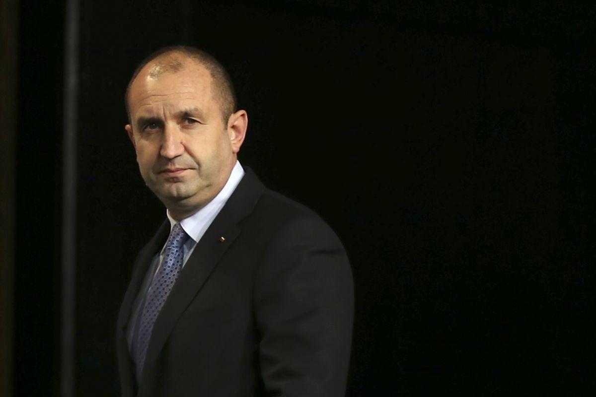 В Болгарии на выборах победил пророссийский кандидат Радев, правительство объявило об отставке В Болгарии на выборах победил пророссийский кандидат Радев, правительство объявило об отставке