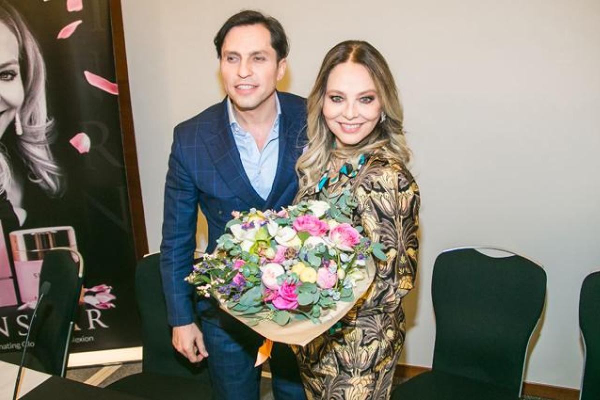 Актриса Орнелла Мути снялась в клипе шоумена Александра Реввы