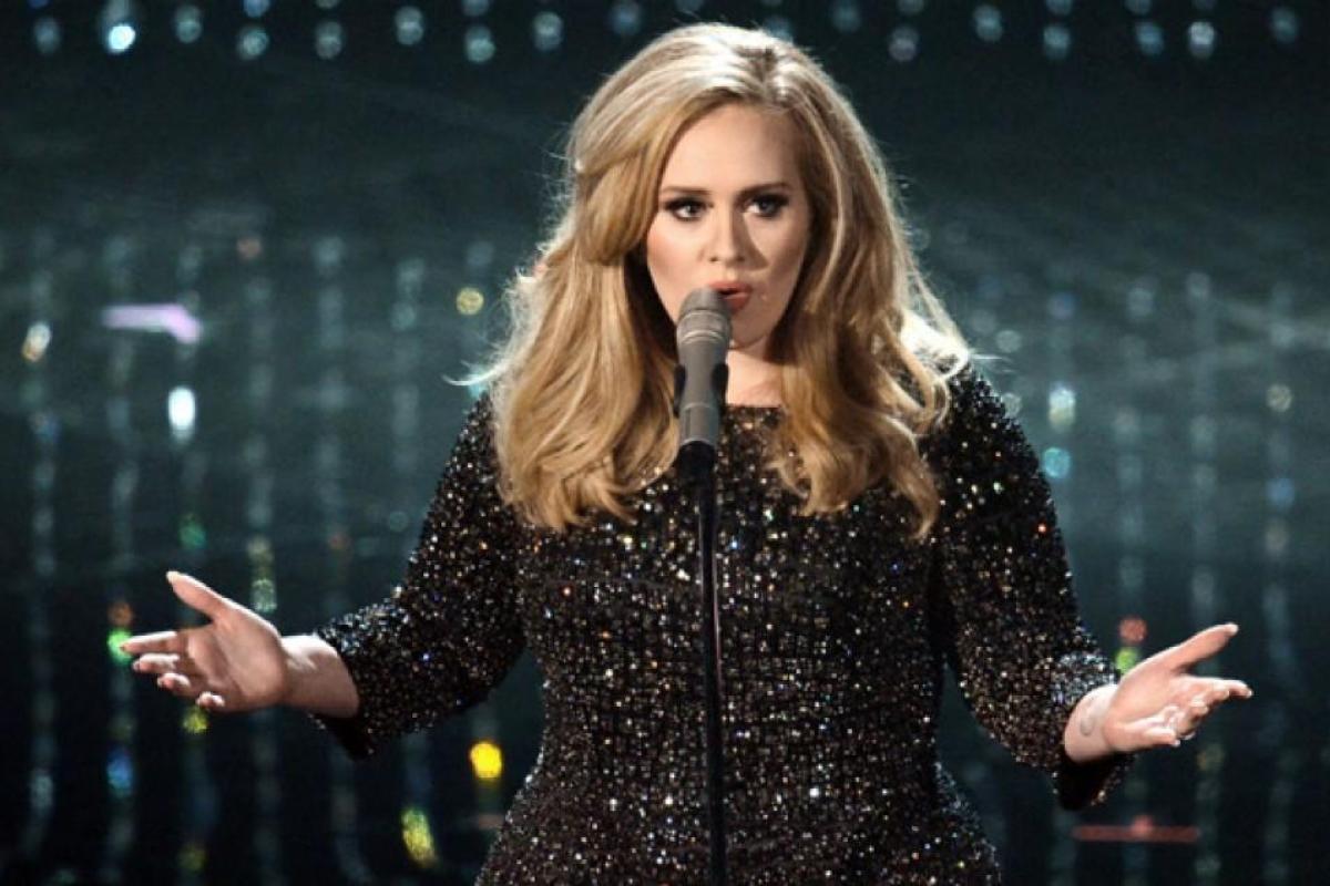 Адель объявила об уходе со сцены и вновь готовится стать мамой