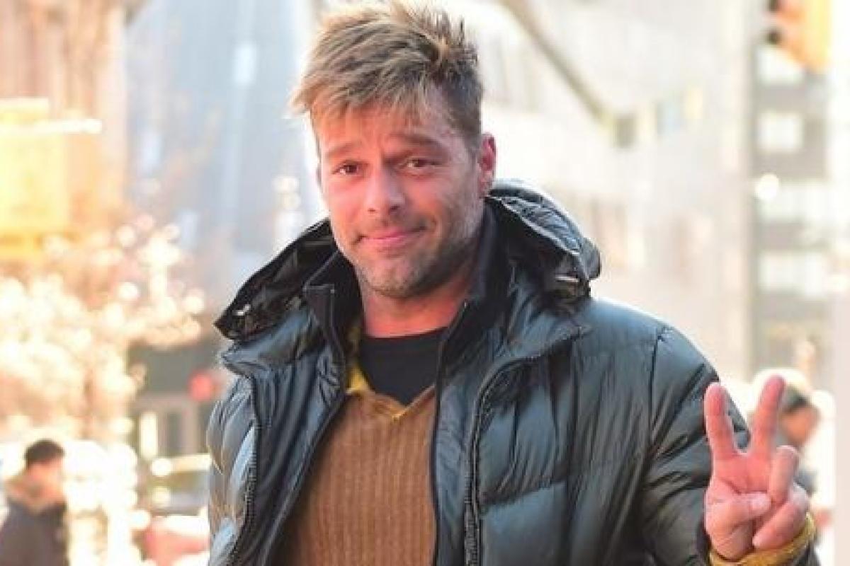 Певец Рики Мартин объявил о помолвке с бойфрендом