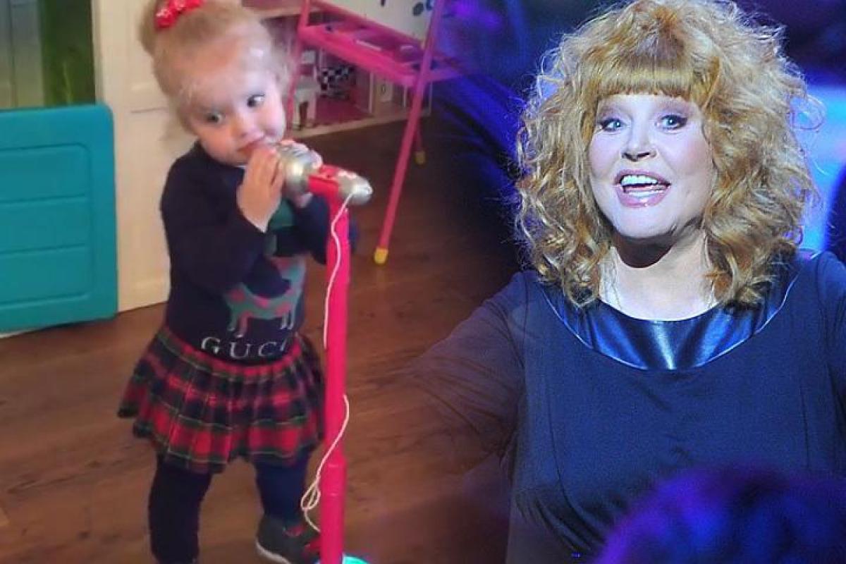 Поклонники Аллы Пугачевой считают, что она слишком закармливает дочку Лизу