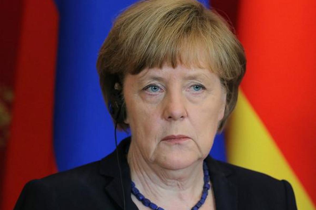 Ангела Меркель будет претендовать на пост канцлера в 2017 году Ангела Меркель будет претендовать на пост канцлера в 2017 году