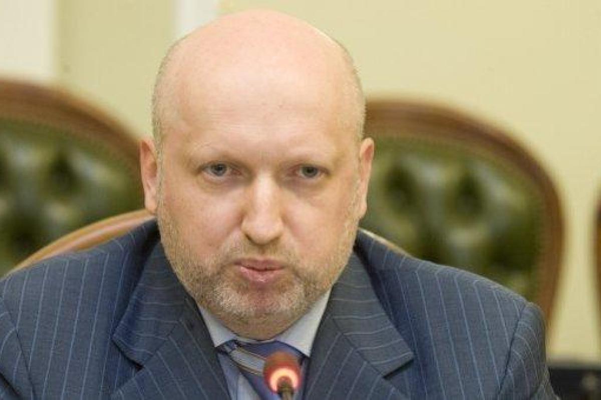 Турчинов: Блокада Донбасса произойдет только по решению Порошенко Турчинов: Блокада Донбасса произойдет только по решению Порошенко