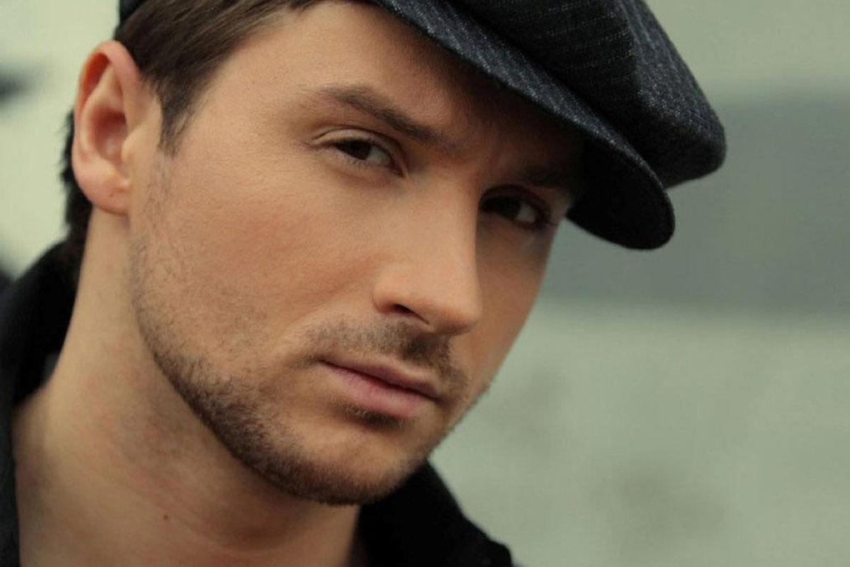 Певец Сергей Лазарев о крушении Ту-154: нельзя эксплуатировать устаревшие самолеты