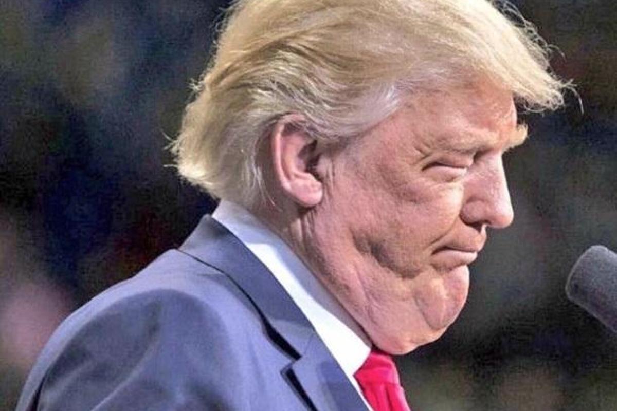 Пользователи Сети жестко высмеяли Трампа. Фотожабы Пользователи Сети жестко высмеяли Трампа. Фотожабы