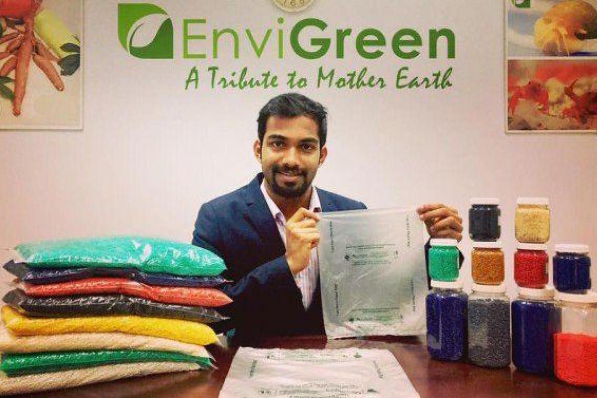 В Индии изобрели съедобные упаковочные пакеты