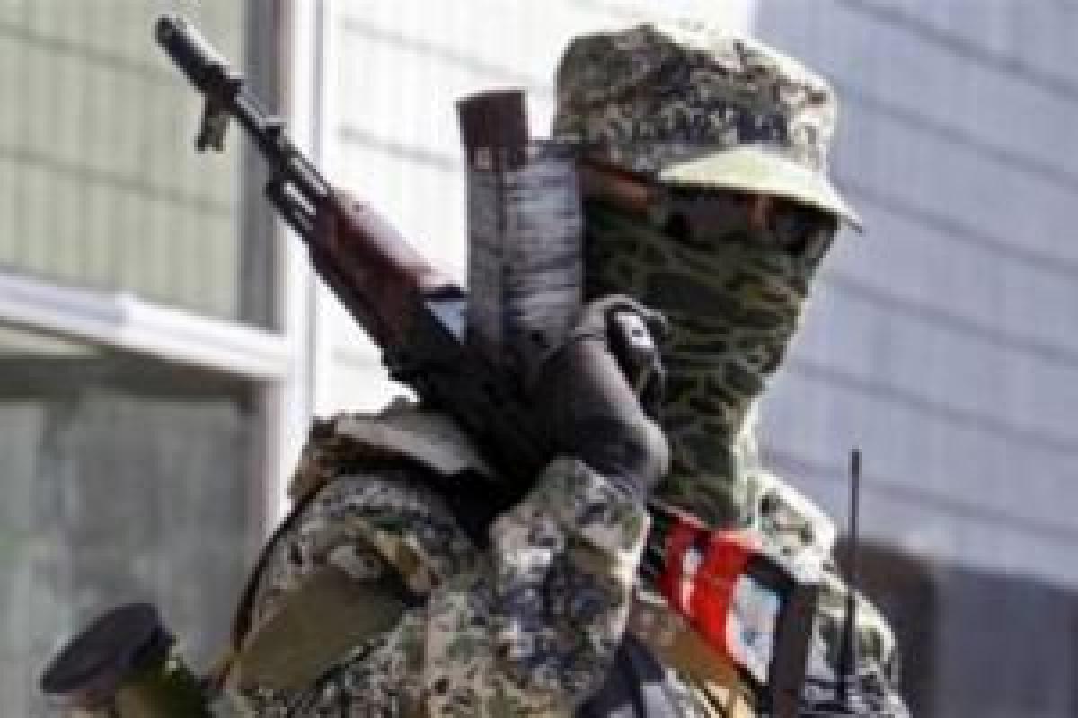Боевики массово пишут рапорты на увольнения, стараясь сбежать из "армии ДНР" Боевики массово пишут рапорты на увольнения, стараясь сбежать из "армии ДНР"