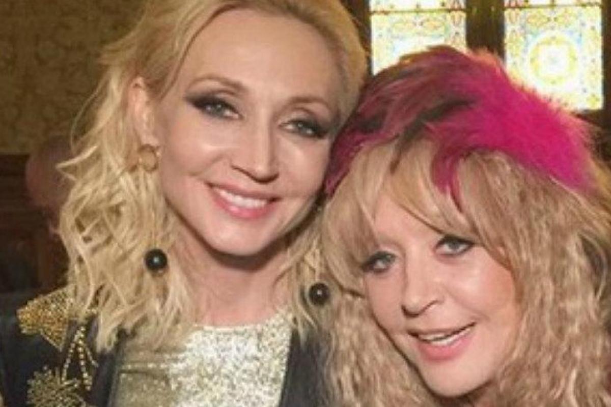 Алла Пугачева удивила поклонников оригинальным молодежным нарядом