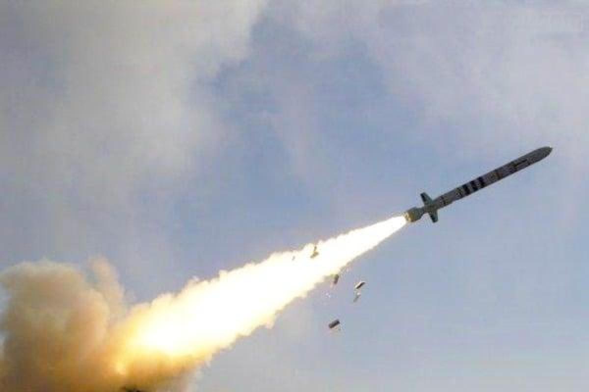 В сети опубликовали видео последних испытаний новой украинской ракеты залпового огня В сети опубликовали видео последних испытаний новой украинской ракеты залпового огня