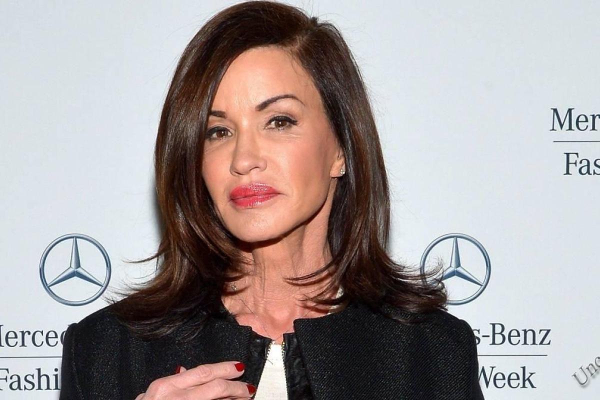 Супермодель Дженис Дикинсон вышла замуж в 4 раз