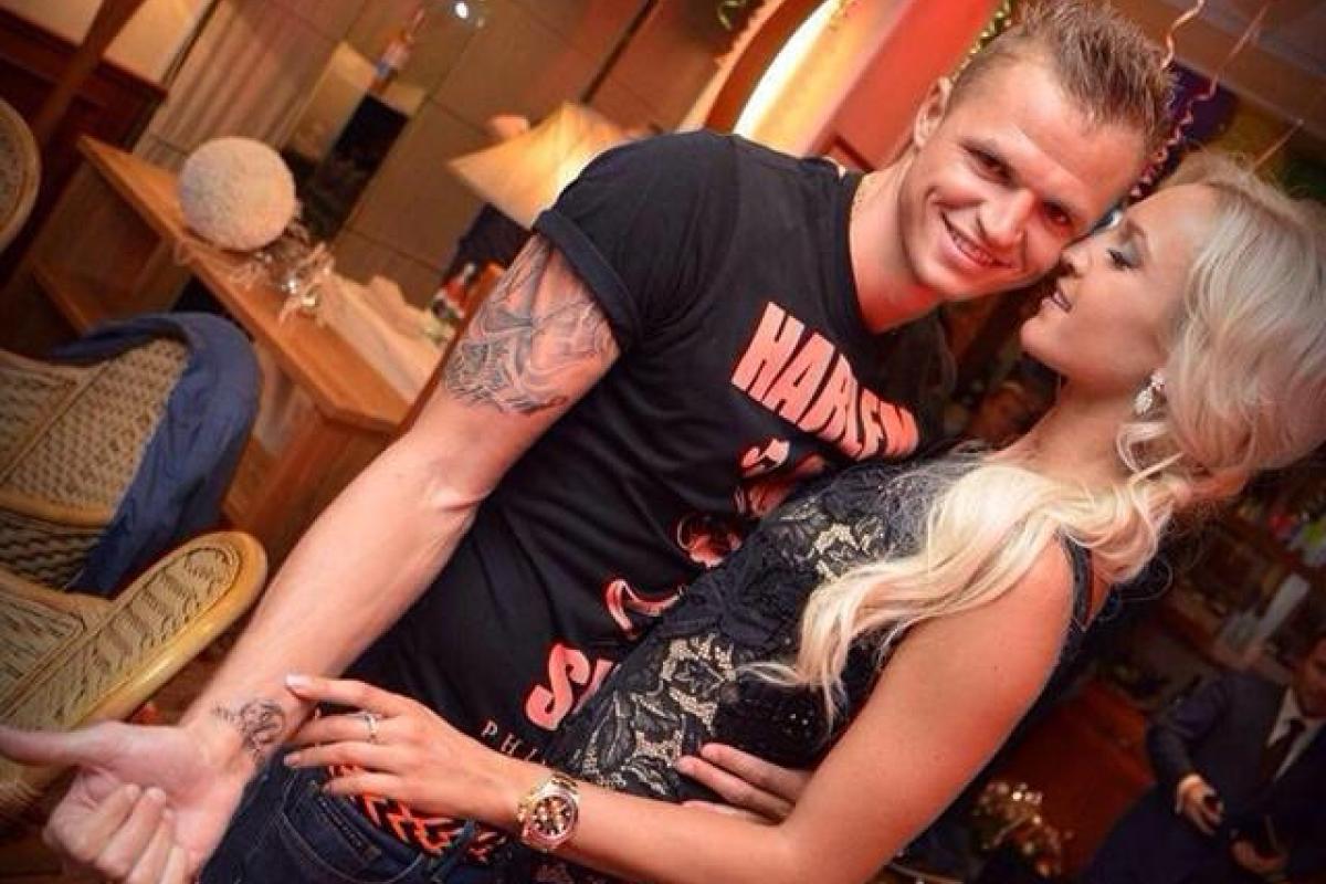 Дмитрий Тарасов уничтожил татуировку, посвященную свадьбе с Ольгой Бузовой