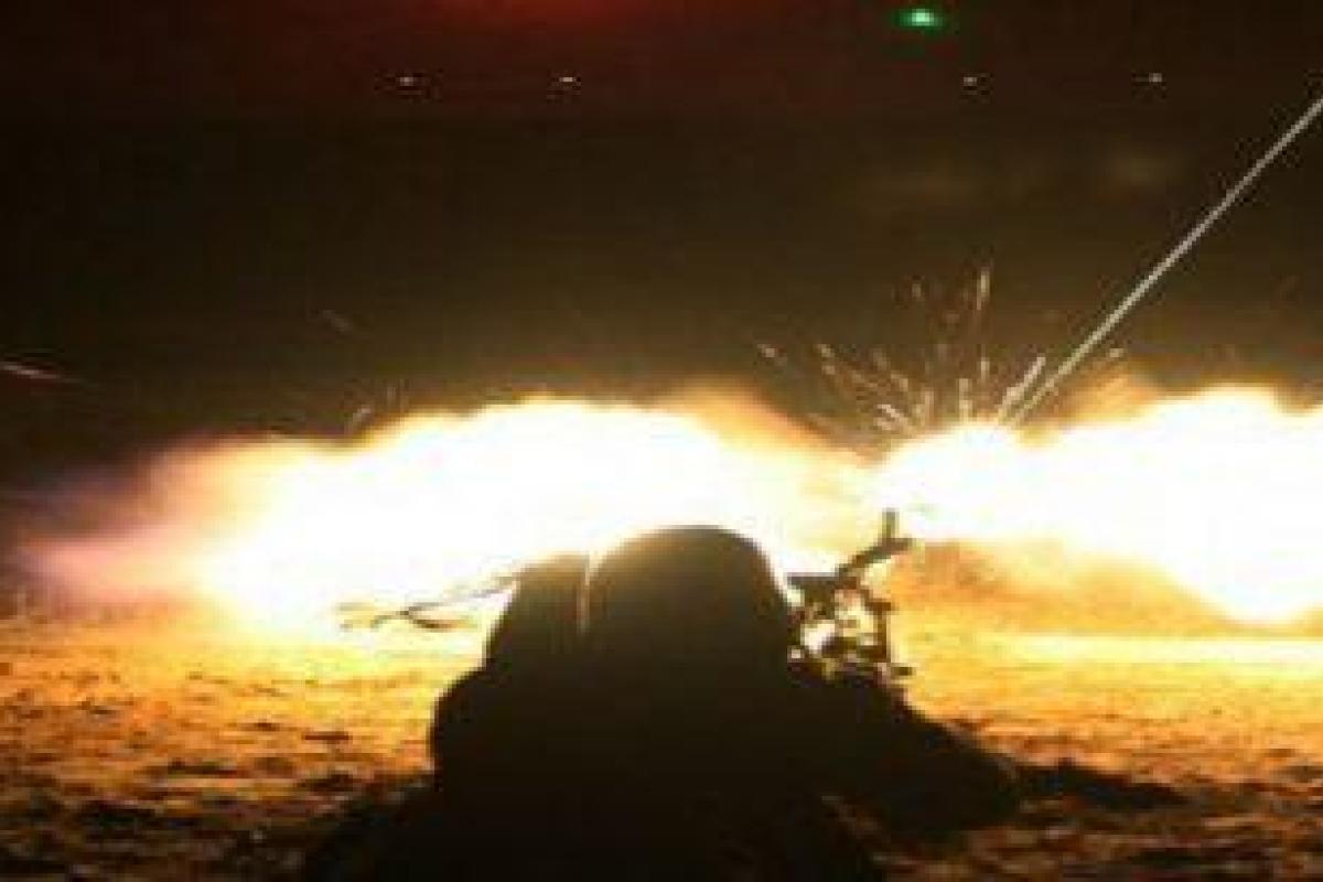 Донецк содрогается от мощных залпов, боевики "накрывают" промзону, в Песках ад - соцсети Донецк содрогается от мощных залпов, боевики "накрывают" промзону, в Песках ад - соцсети