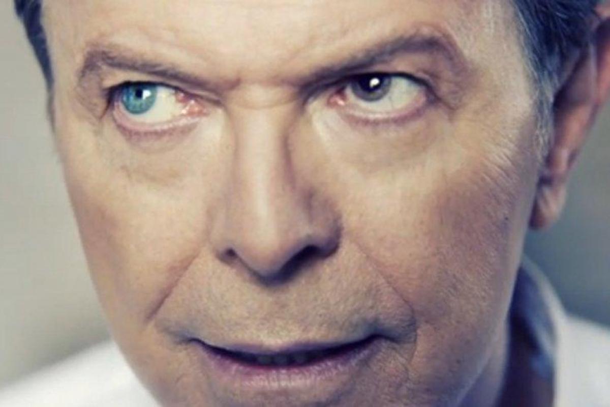 В Британии выпустят почтовые марки в честь музыканта Дэвида Боуи