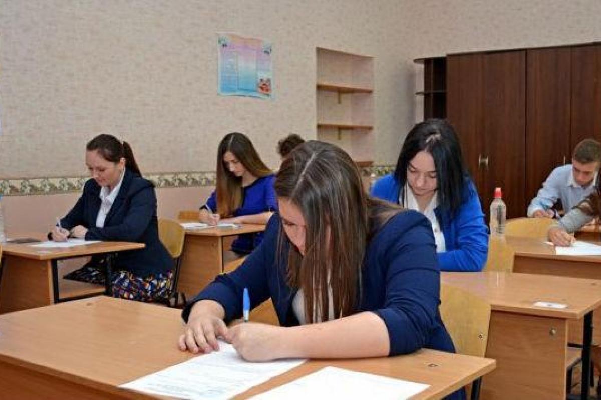 В "ДНР" из списка предметов для сдачи ГИА был исключен украинский язык В "ДНР" из списка предметов для сдачи ГИА был исключен украинский язык