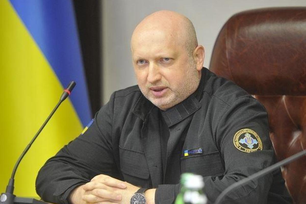 Турчинов присоединился к флэшмобу #PushUpChallenge