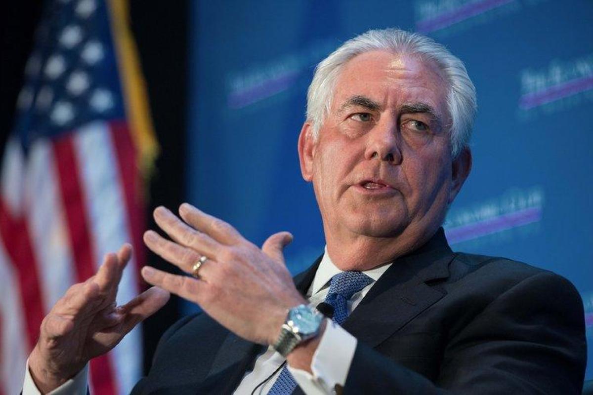 Тиллерсон высказался за предоставление Украине летального оружия Тиллерсон высказался за предоставление Украине летального оружия